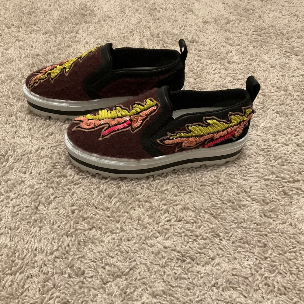 MSGM WOMENS PLATFORM SLIP ON. SIZE: 36 EU ( 6 US). BROWN.
